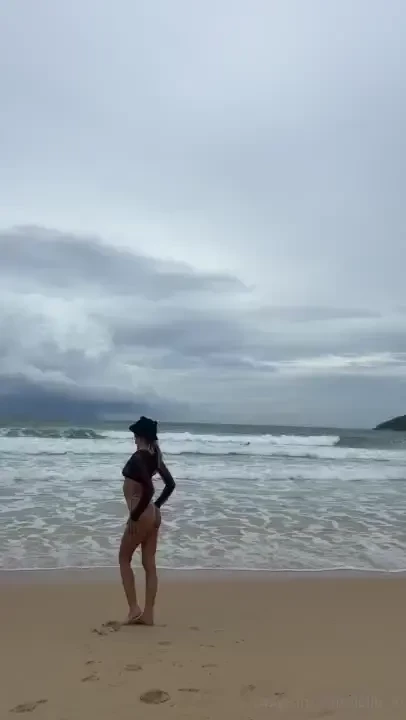 I m filled with pleasant emotions 