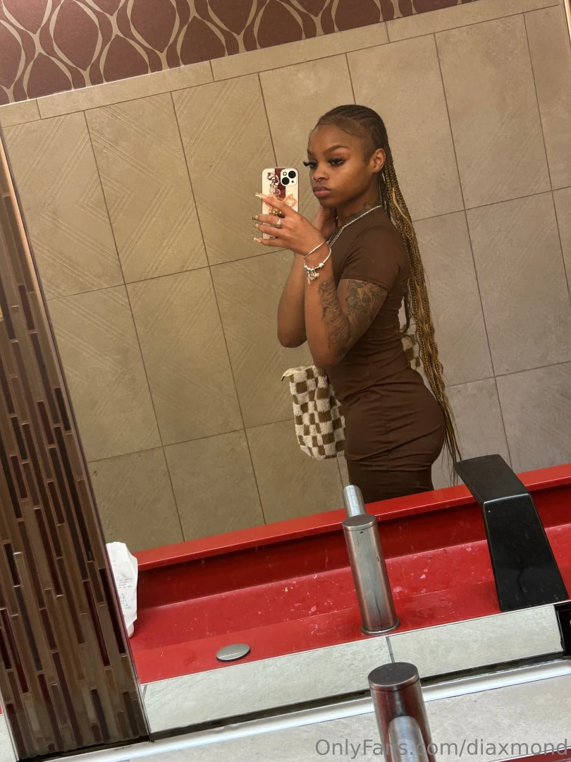 I like posting just enough to get you hooked 