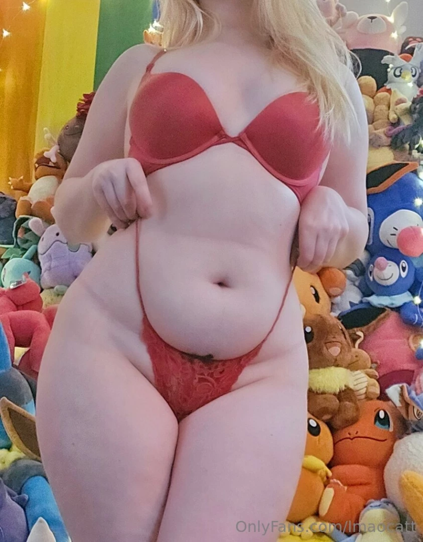 A lil bit of tummy is a good thing 3 