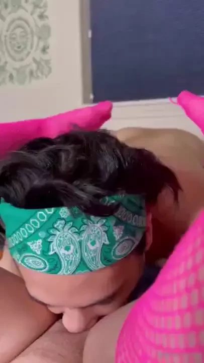Do you enjoy watching me get my pussy eaten out and me be pleasured 