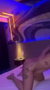 A fan wanted to cum all over me u can tell he wanted me sooooo bad