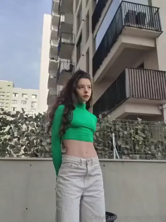How does green suit me part 2 