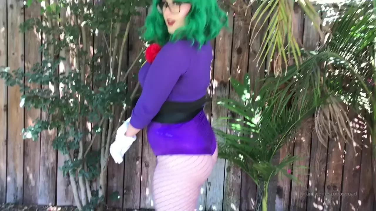 I m the bad guy i know it s a weird placement for a bruise i wish i 