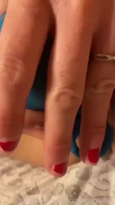 Getting my ass all stretched and ready for your big cock daddy fyp 