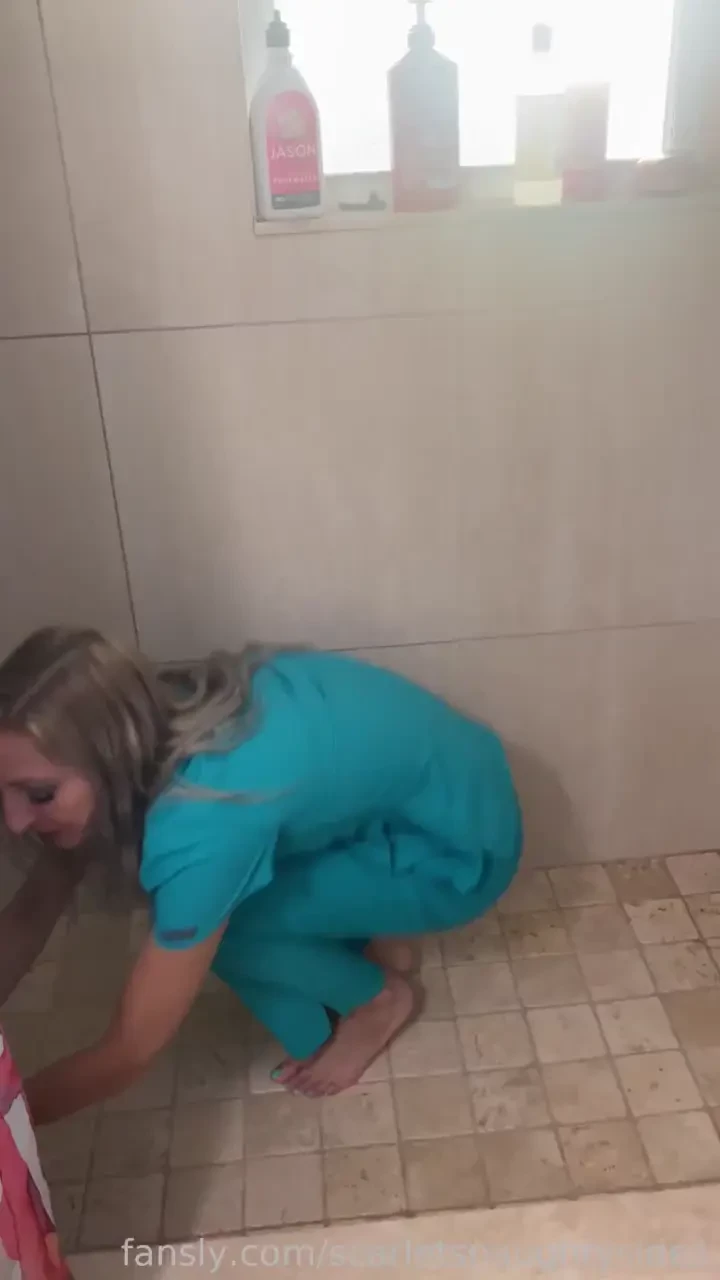 I couldn t hold it anymore so i just let it go in my scubs fyp pussy 