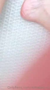 I want to masturbate with my feet