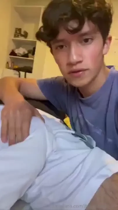 Primera parte de rica cogida que me dio este macho luis 19cm por 