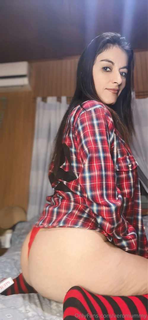 Do you like girls in shirts 