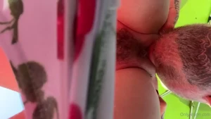 I loooove having my pussy eaten from behind would you eat my pussy