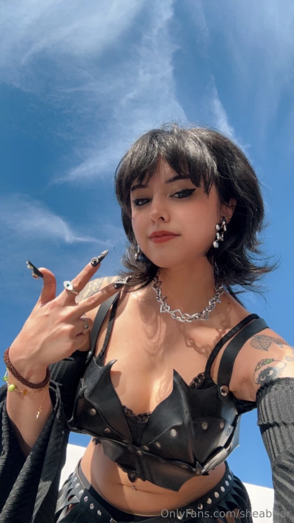 Happy monday peeps lt 3 do u like me with this purse part 1 