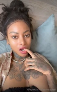 Woke up cute and kinda needy