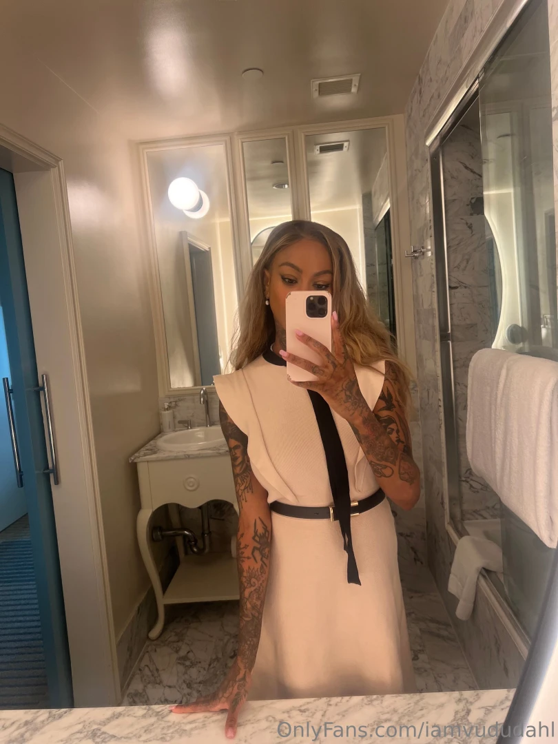 How do i look in this dress part 3 