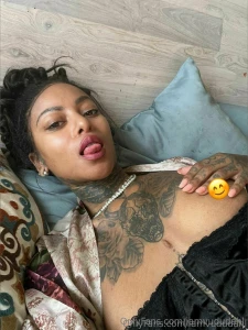 How are you feeling cuz i m feeling like sliding something in my mouth