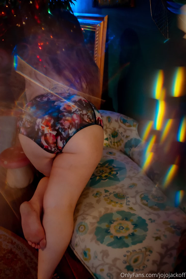 Here s a sneak peek of my recent set booty 