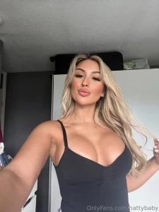 Like and comment to be noticed by me daddy xx