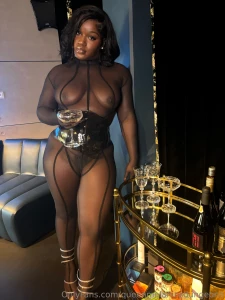 Happy findom friday i just got back from london and paris now i m