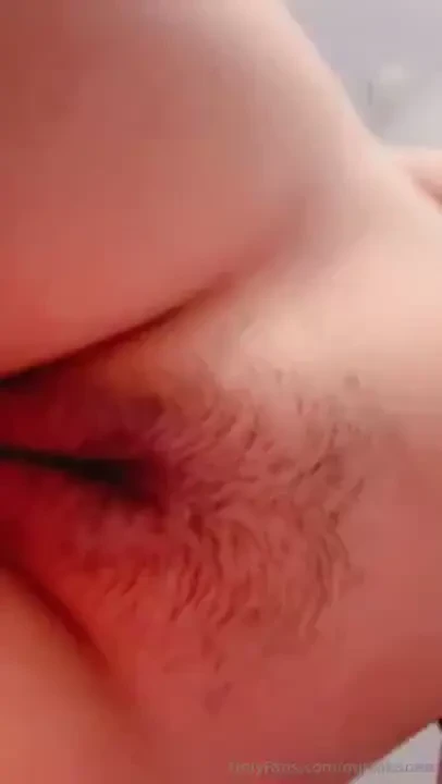 3me deje crecer el vello porque algunos les gusta ver mi panochita as 