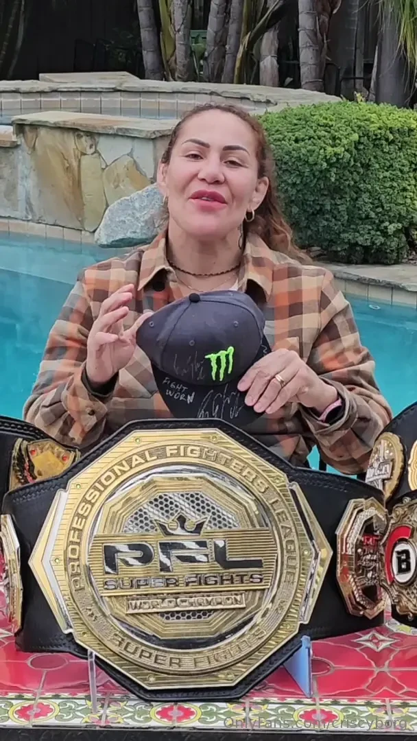 Do you want something i ve worn fight night be my top tipping fan for 