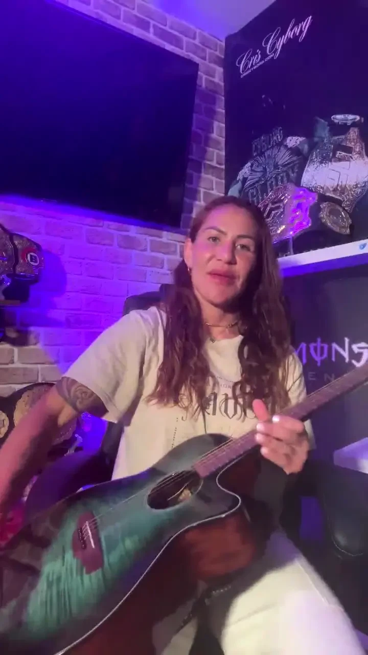 Stream started at 06 17 2025 03 41 am 