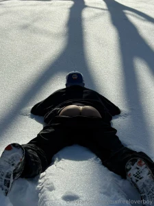 Iceyyyyy asscheeks part 1