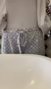 Oggi pomeriggio online un nuovo minivideo sono in pigiama lo troverai