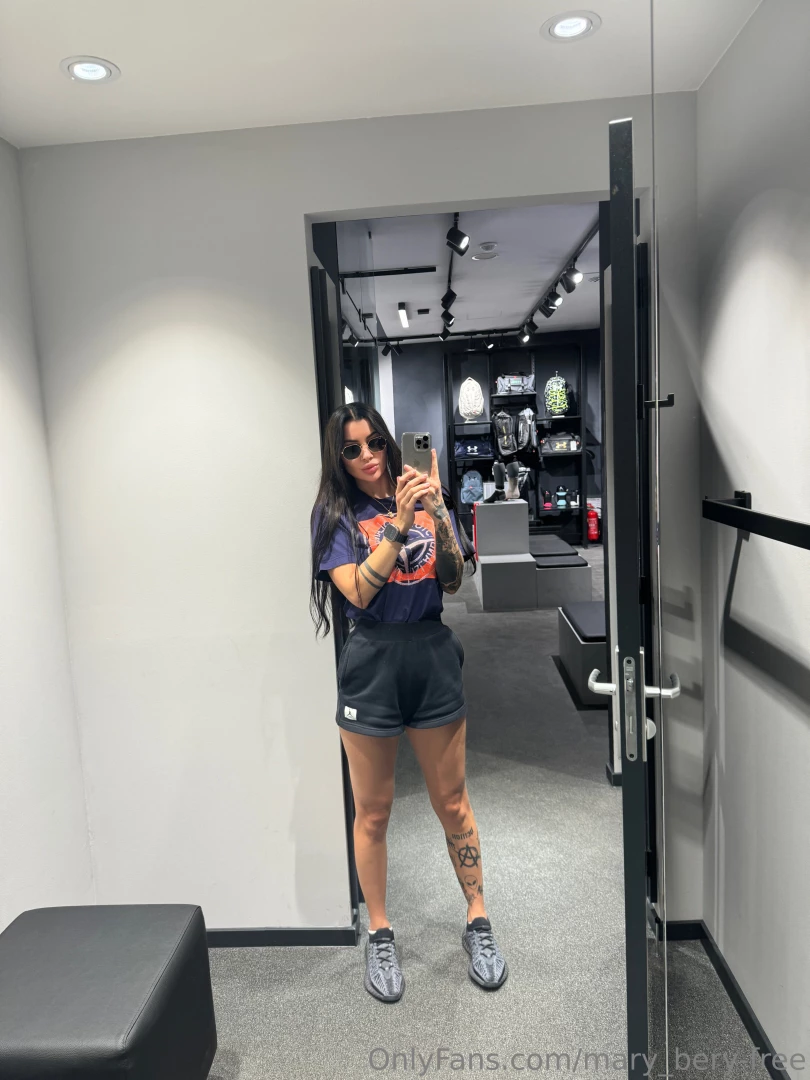 Trying out new looks want to see what s underneath 