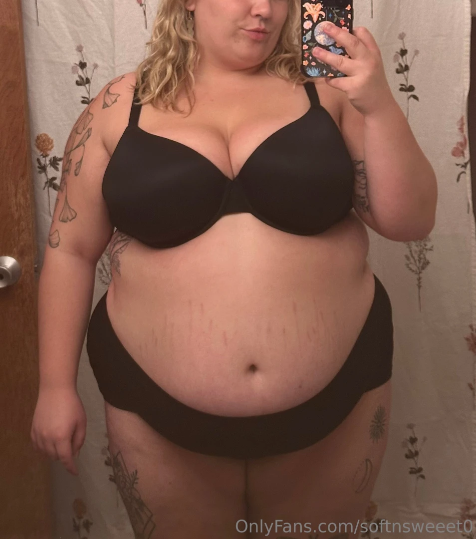 I went out to dinner with a feedee friend and decided to treat myself part 7 