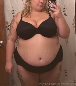 I went out to dinner with a feedee friend and decided to treat myself part 7