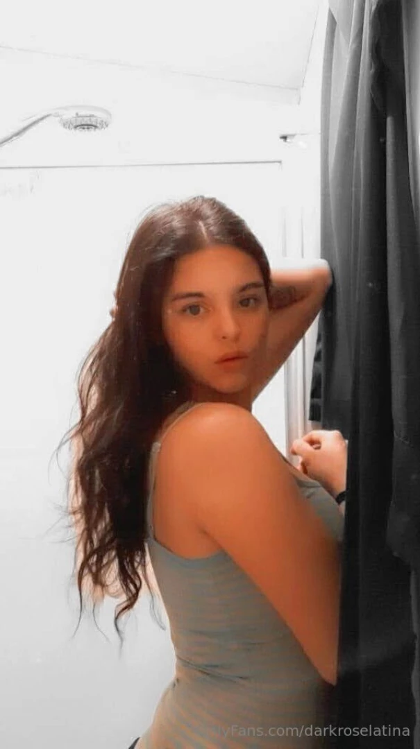 Hello i felt cute today might delete this later 