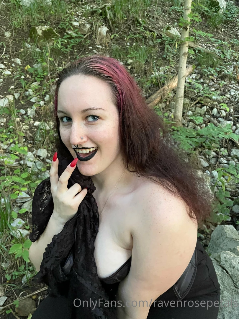 Mmm the look on ur face when i suck ur soul right out of ur body 