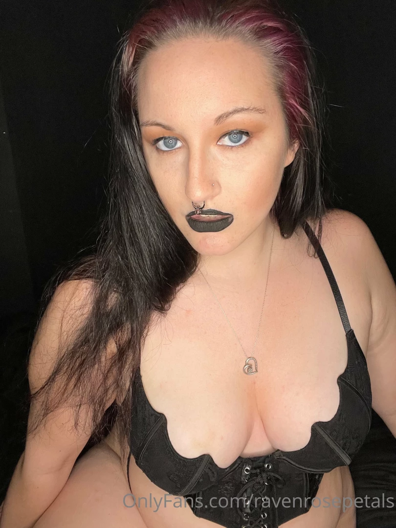 Ravenrosepetalsfree part 3 