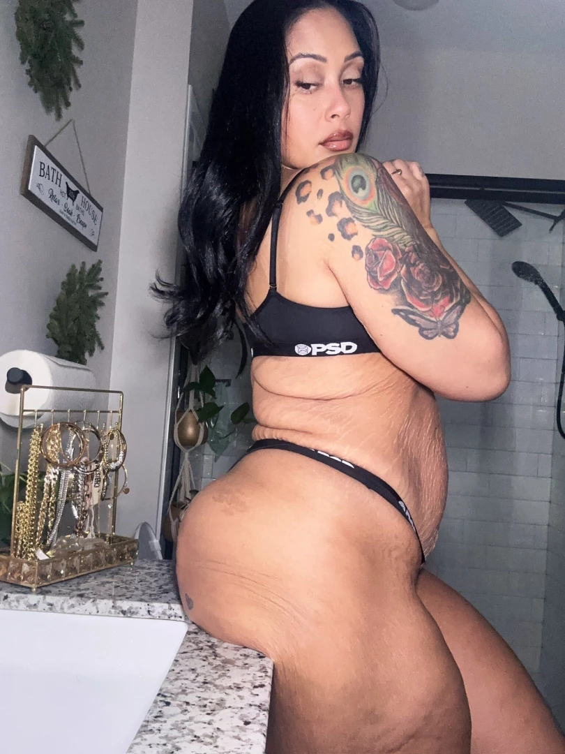 Got that shelf on me 