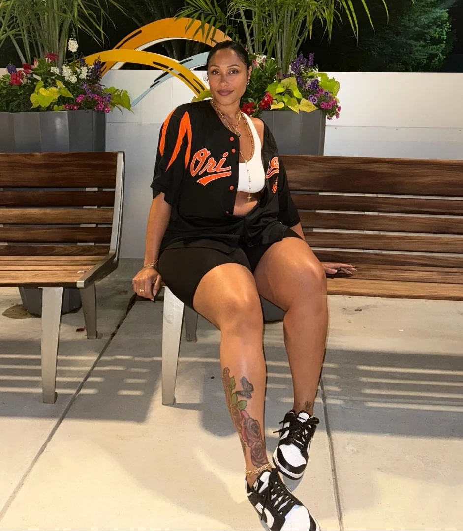 You dont have to tell me i know i m your favorite 