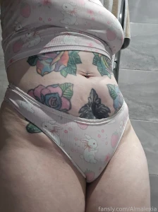 Fresh out of the shower those with autorenew on get the naked version