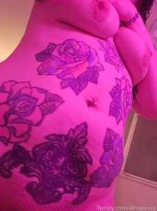 Front or back view it s the start of a new week darlings let s make it