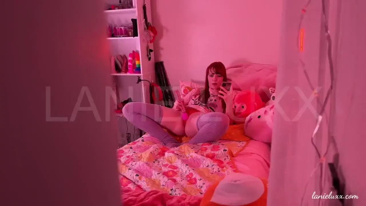 Voyeur masturbation i m masturbating in my room down the hall from you part 1 