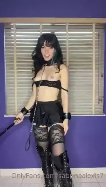 Sent out my newest sex tape pov of you delivering a package to my 