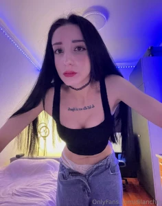 Once again i couldn t button my jeans maybe you can help or are you