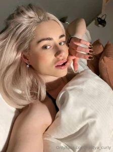 Amazing blonde kristinkiss with big tits want to feel how wet and part 554