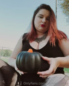 A little sneak peak on my shoot today more to come