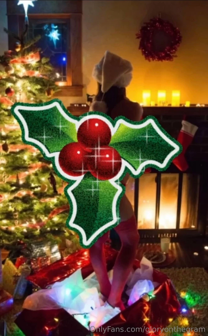 New 10 pic sexy holiday album plus a 25 second uncensored video hope 