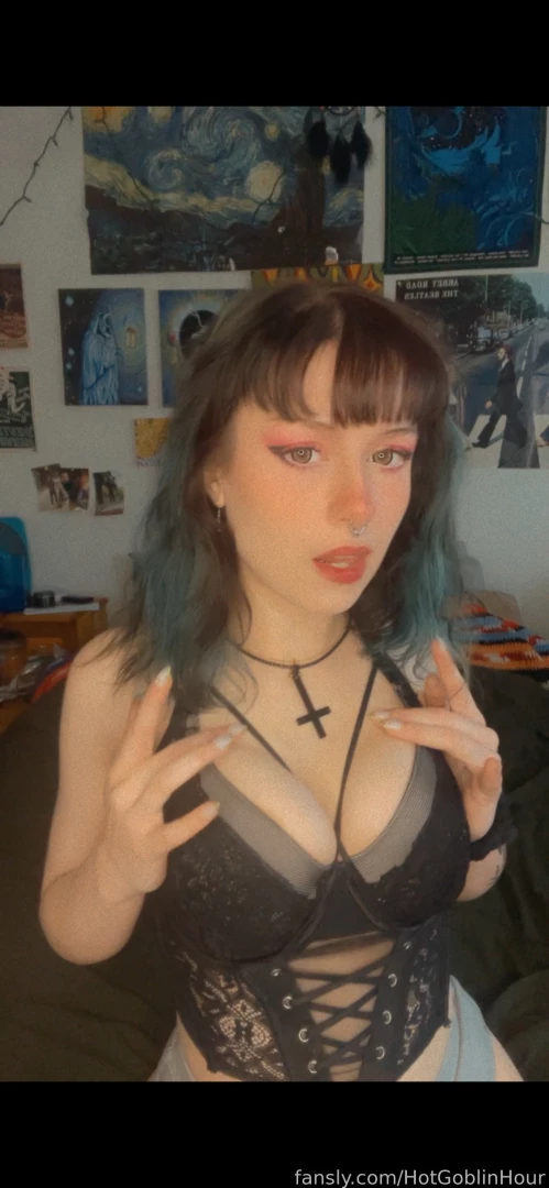 I luv my toys okay altgf dyedhair gothgf altgirl egirl slimthick part 1 