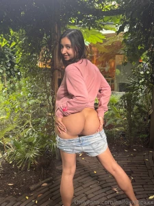 Had to flash you in front of the garden suite right part 2