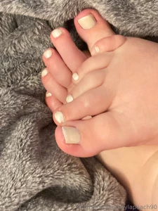 Aren t my toes so cute