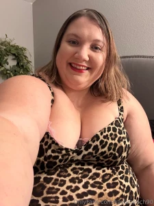 I would love to have some naughty fun with you in my dms so come join