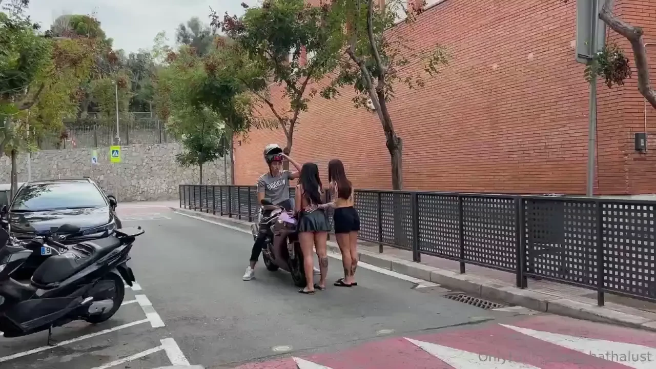 Fucking with a boy of the street with my friend i told my friend that 