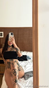 Honey i m leaving you this photo so you can have a great new month