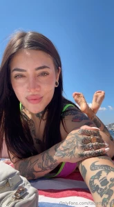 Comment what beach do you think i am on