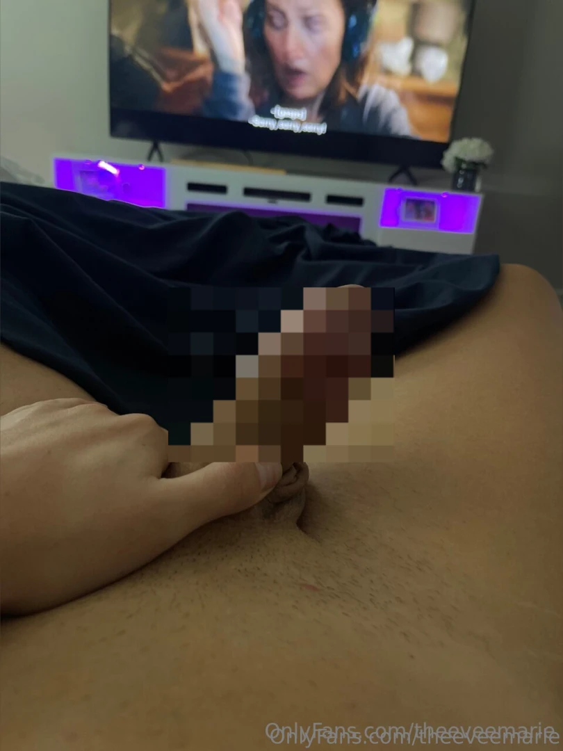 Hands full thoughts filthy this episode s getting real good dm and 