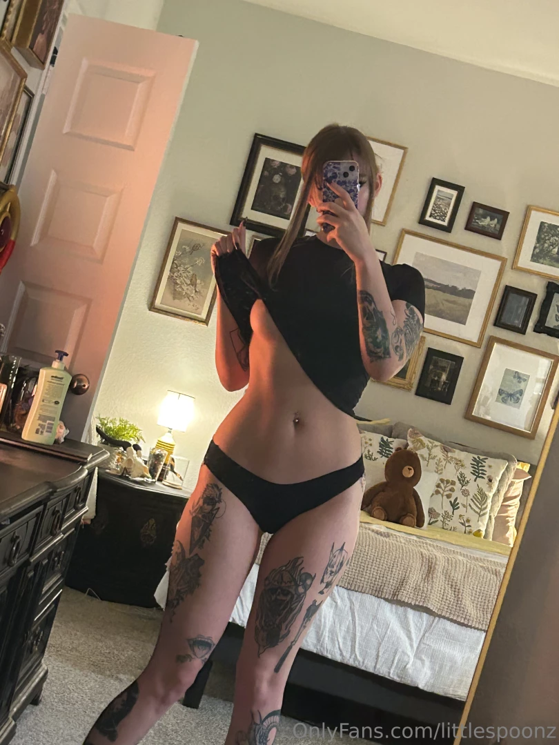 Feeling back to my normal horny self sub resub to littlespoonz_ and dm part 1 